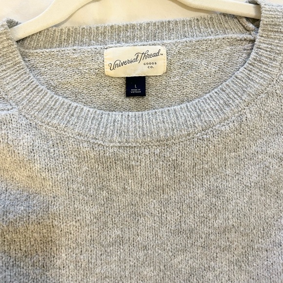 ⭐️NWOT⭐️ Universal Thread Short Sleeve Crewneck Pullover Sweater - Picture 4 of 4